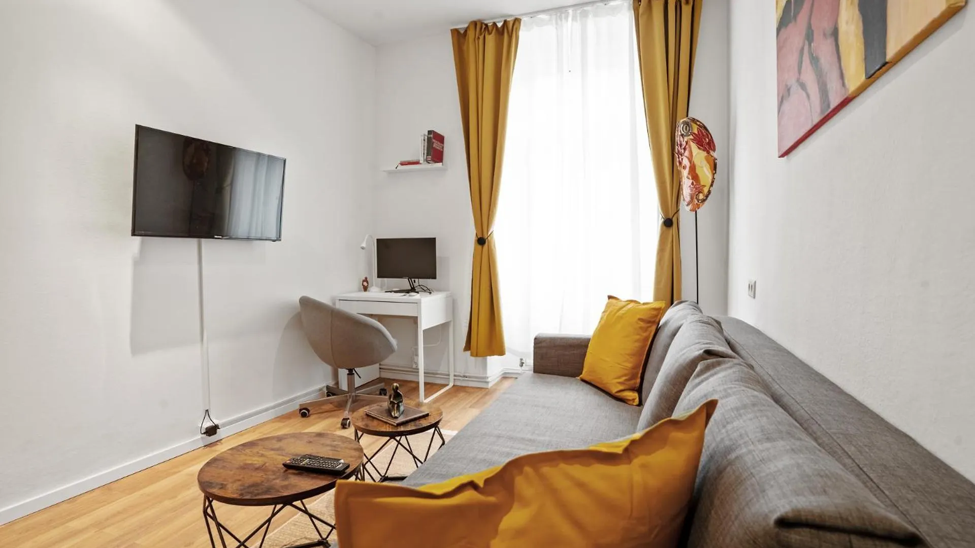 Arkham Vienna Apartment Austria