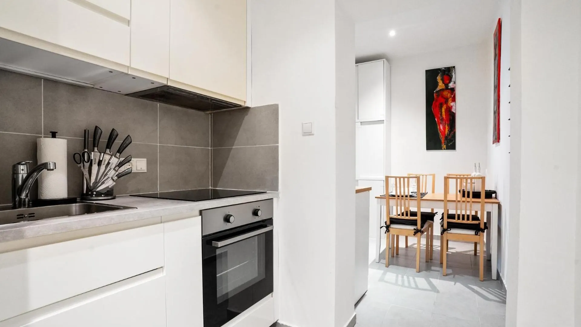 Arkham Vienna Apartment 0*,